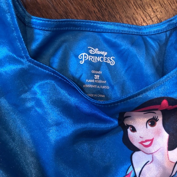 Disney Princess Snow White Sleepwear Night Gown Toddler 3T - Picture 2 of 2